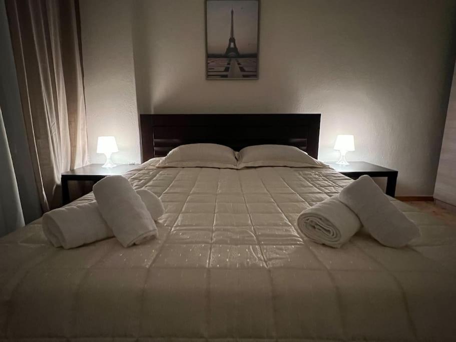 Markopoulosapartments Nea Moudania Bagian luar foto