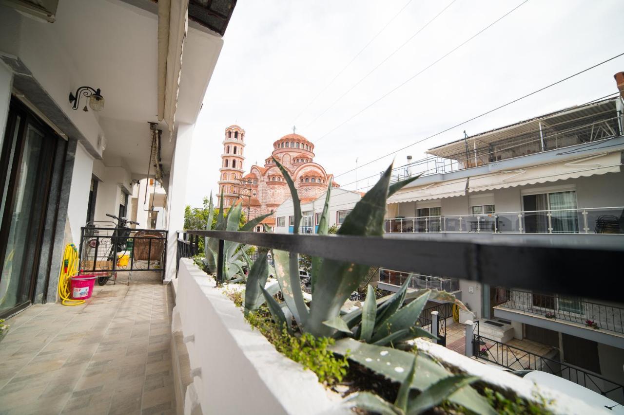 Markopoulosapartments Nea Moudania Bagian luar foto