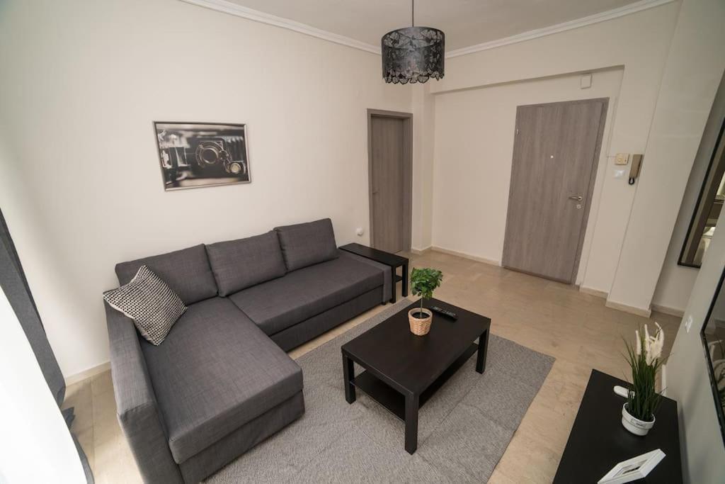 Markopoulosapartments Nea Moudania Bagian luar foto