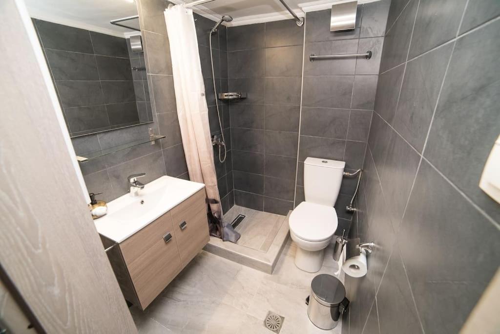 Markopoulosapartments Nea Moudania Bagian luar foto