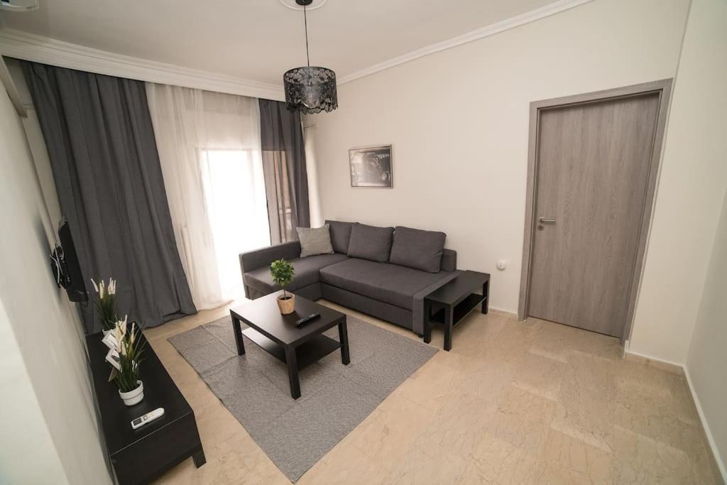 Markopoulosapartments Nea Moudania Bagian luar foto