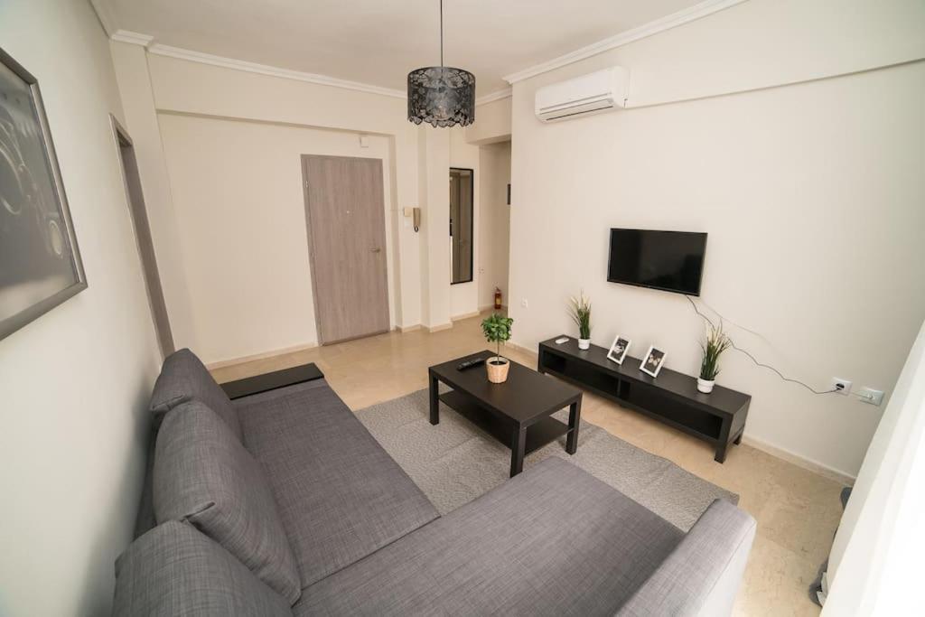 Markopoulosapartments Nea Moudania Bagian luar foto