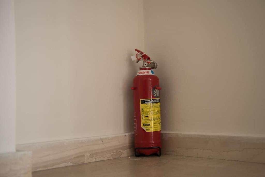 Markopoulosapartments Nea Moudania Bagian luar foto