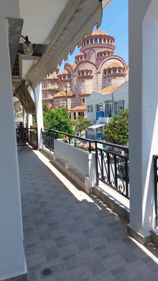 Markopoulosapartments Nea Moudania Bagian luar foto